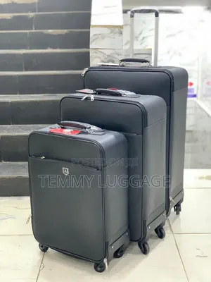 Leather Set of 3 Traveling Boxes