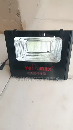 100w Solar Light