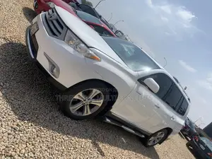 Toyota Highlander 2012 White