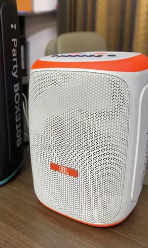 JBL Party Box210b