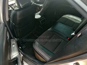 Toyota Camry 2016 Silver