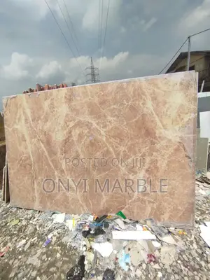 Brown Waving Quartz