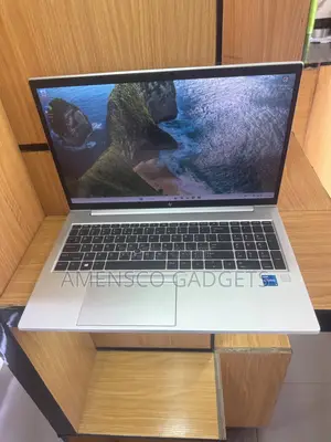Laptop HP EliteBook 850 G8 8GB Intel Core i5 SSD 256GB