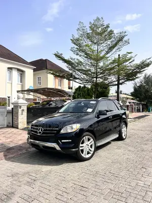 Mercedes-Benz M Class ML350 4MATIC 4dr SUV AWD (3.5L 6cyl 7A) 2015