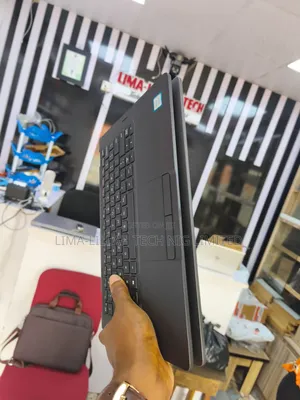Laptop Dell Latitude 5300 8GB Intel Core i7 SSD 256GB