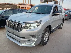 Toyota Land Cruiser Prado 2.7 i 2011 Silver