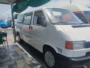Volkswagen Transporter 2005 White