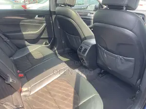Hyundai Sonata Sport 4dr Sedan (2.4L 4cyl 6A) 2015 Blue