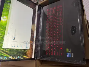 New Laptop MSI 16GB Intel Core i5 SSD 512GB