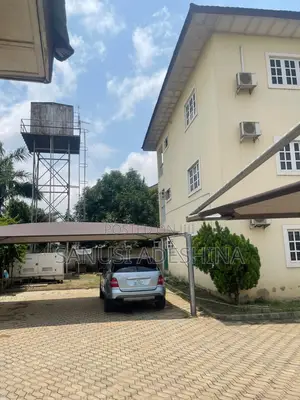 3bdrm Block of Flats in Jabi ,Fct Abuja for sale