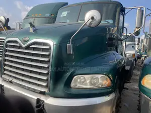 Mack 10 Tires Tractor Hesd