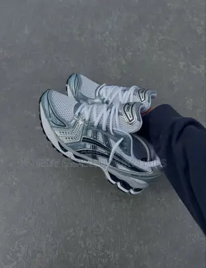 High Quality New Asics Gel-Kayanotm 14655.00 Aed Pure Luxury