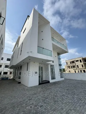 5bdrm Duplex in Ikate for sale