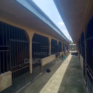 20bdrm Block of Flats in Port-Harcourt for sale