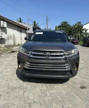 Toyota Highlander 2015 Gray