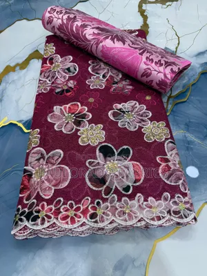 Big Chantilly Lace