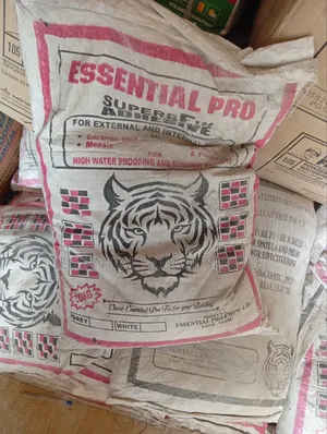 Essential Pro Super Fix Adhesive