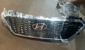 Front Grille of Hyundai Sonata 2016
