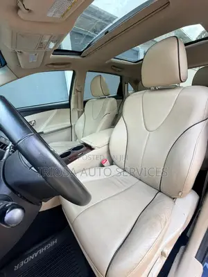 Toyota Venza XLE 4dr Wagon (3.5L 6cyl 6A) 2015 Blue