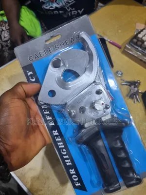 Ratchet Cable Cutter