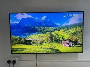 Samsung 43” Smart Uhd Tv(Uk Used)