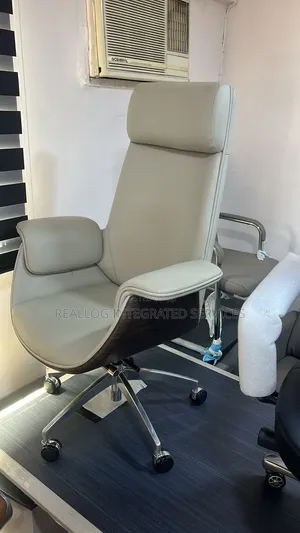 Executive Office Chair