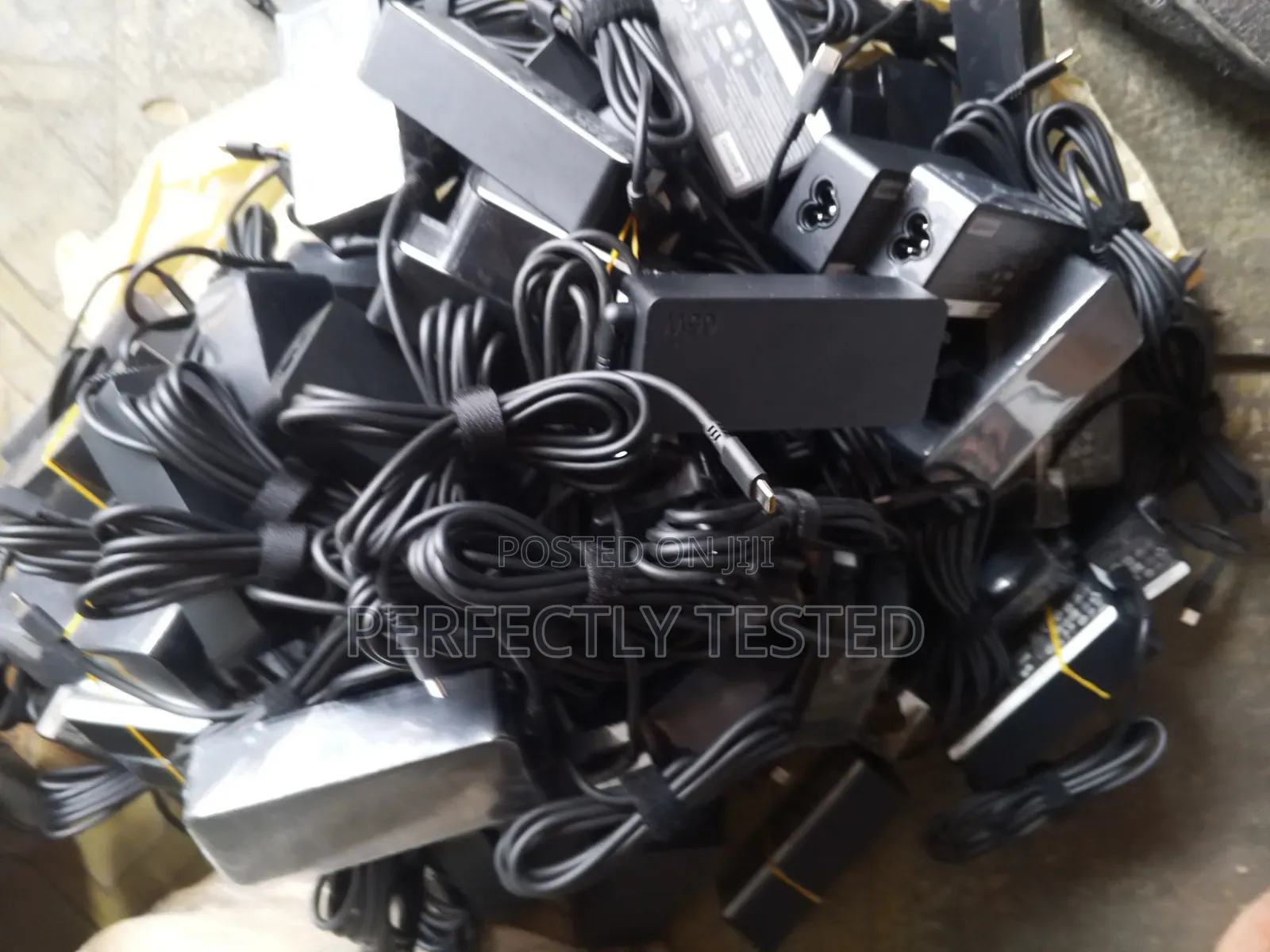 Chargers Available for Diff Laptops