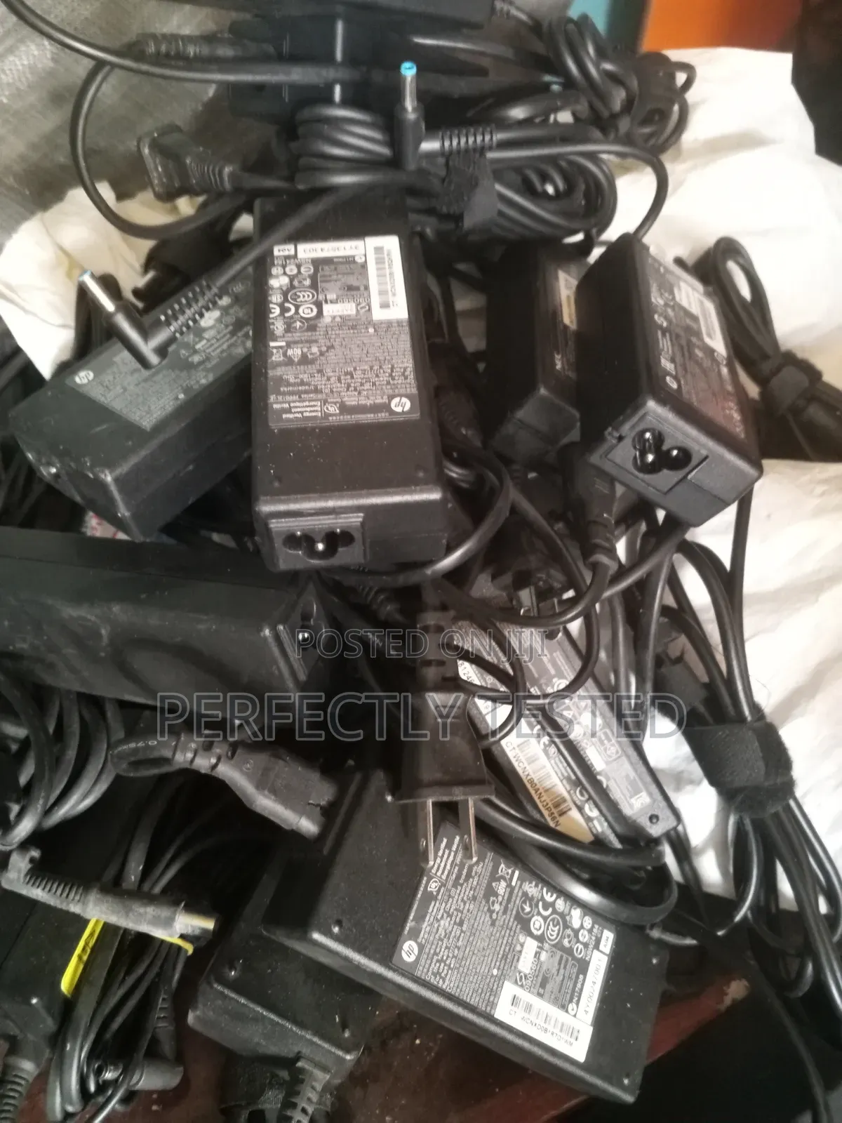 Chargers Available for Diff Laptops