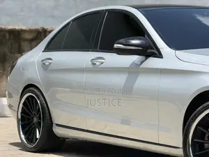 Mercedes-Benz C300 Sport 4Matic Sedan AWD (2.0L 4cyll 7A) 2016 Silver