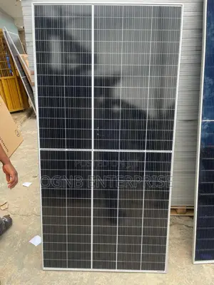 700w Solar Panel.