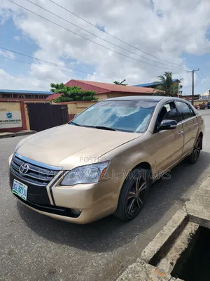 Toyota Avalon Touring Sedan FWD (3.5L 6cyl 6A) 2008 Gold