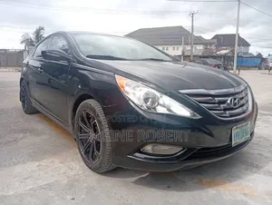 Hyundai Sonata Limited Sedan FWD (2.4L 4cyl 6A) 2012 Black