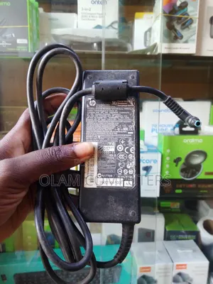 Hp 90w Blue Mouth Pin Adapter
