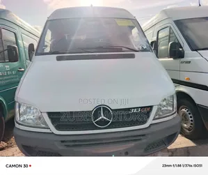 Mercedes-Benz Sprinter 2000 White
