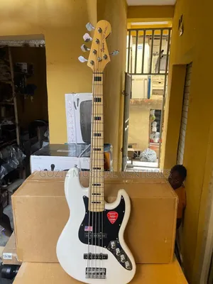 White Squier by Fender Jazz Bass Guitar Active 5-Strings