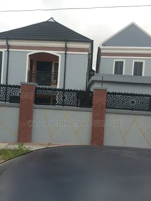 2bdrm Block of Flats in Akala Express Estate for rent