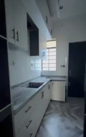 Mini Flat in Lekki Scheme 2, Abraham Adesanya for rent