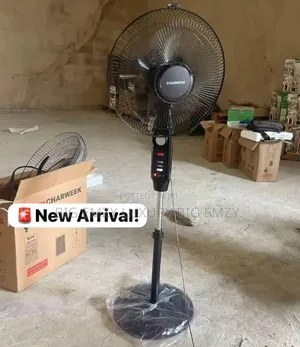 Black Body 16-Inch Solar and Rechargeable Floor Fan.