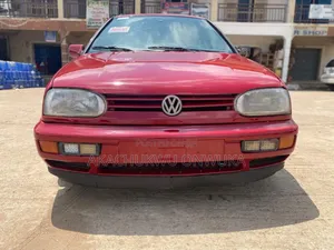 Volkswagen Golf 2006 Red