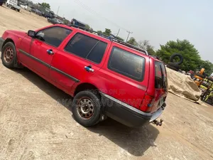 Volkswagen Golf 2007 Red