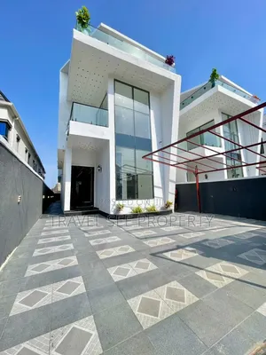Furnished 5bdrm Mansion in Private Estate Lekki for sale