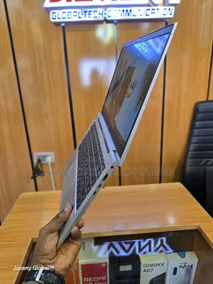 Laptop HP EliteBook 840 G8 16GB Intel Core i7 SSD 256GB