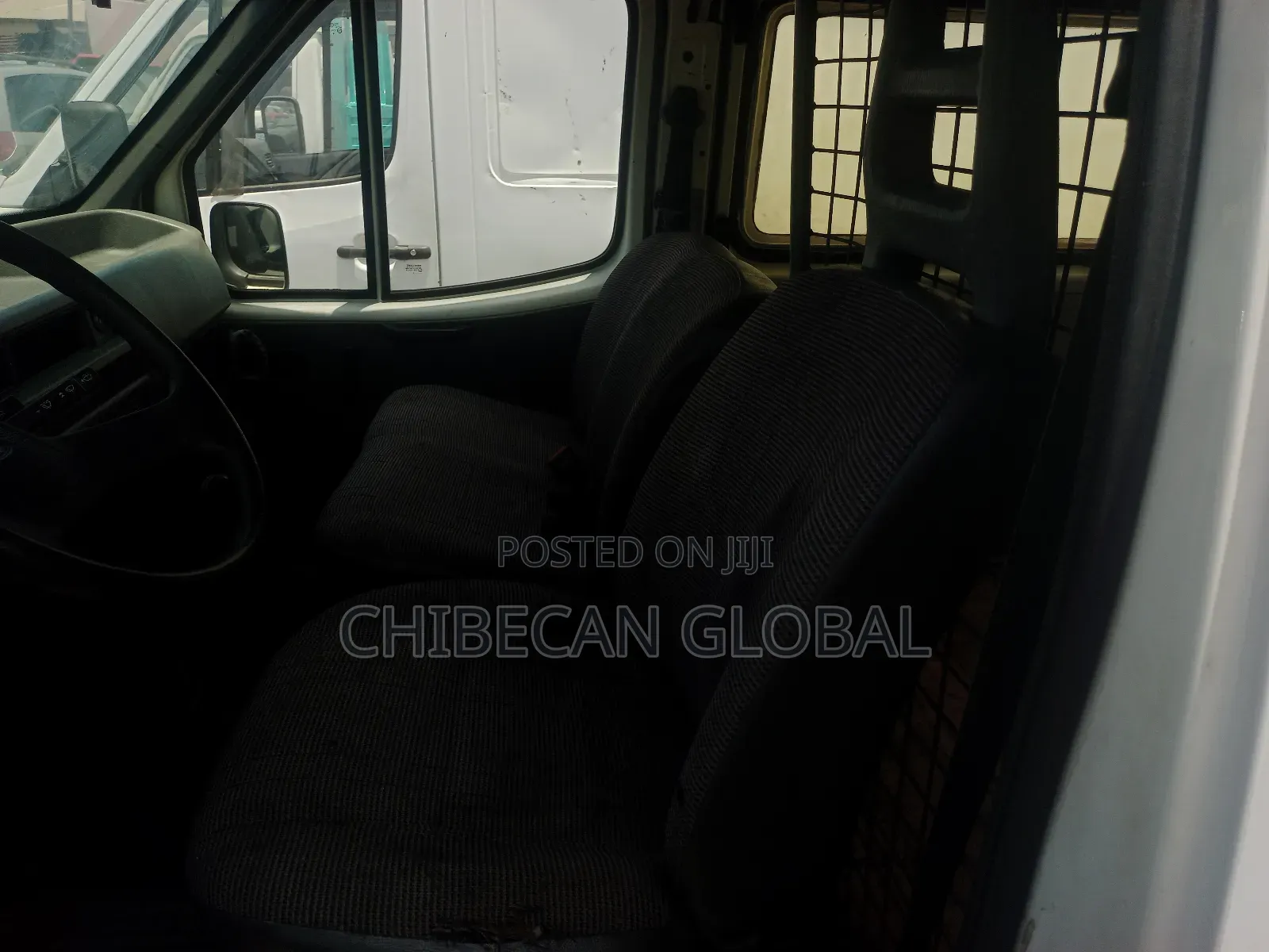 Ford Transit 2000 White