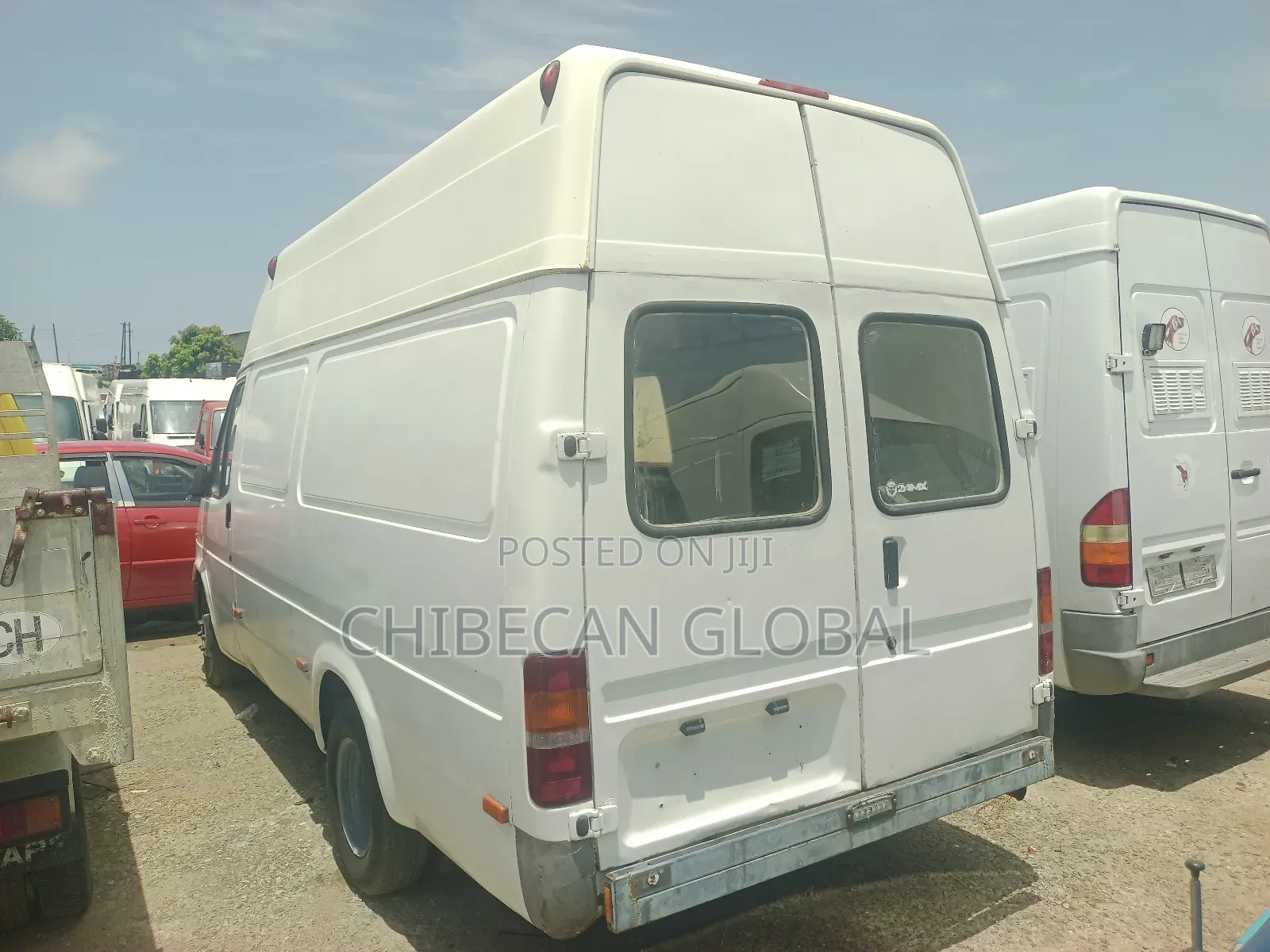 Ford Transit 2000 White