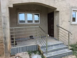 Handrails With Glass