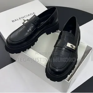 Latest Design Balenciaga Rough Sole Men's Flat Shoes