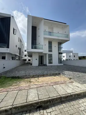 5bdrm Duplex in Ikate for sale