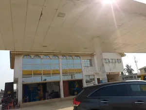 Fueling Station for Lease