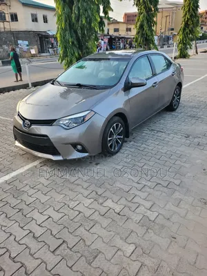 Toyota Corolla 2014 Gold