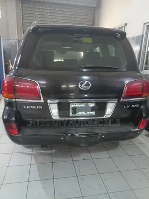 Lexus LX 570 2008 Black